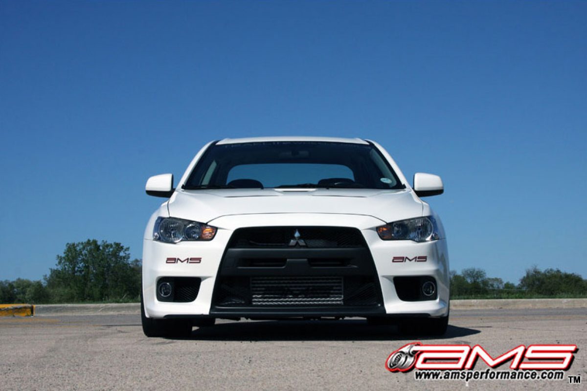 ams_performance_white_evo_x_800x533_3