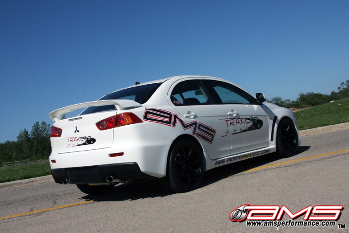 ams_performance_white_evo_x_800x533_5