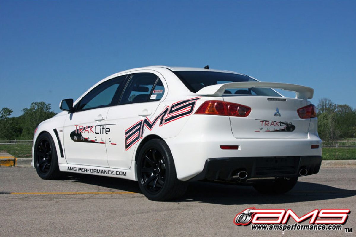 ams_performance_white_evo_x_800x533_8